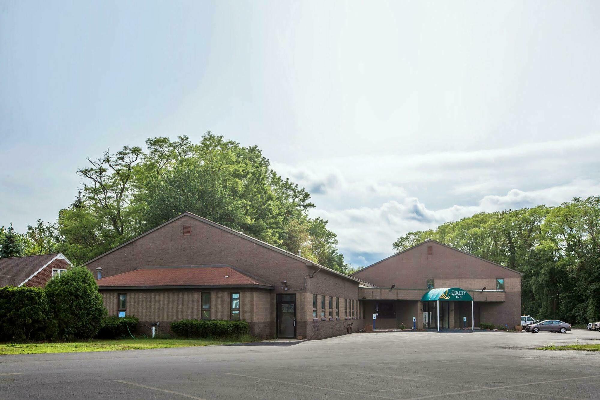 Quality Inn Schenectady - Albany Dış mekan fotoğraf